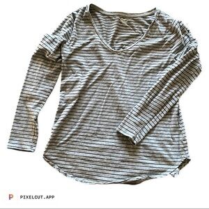 Old Navy everywear grey and black striped long sleeve t shirt